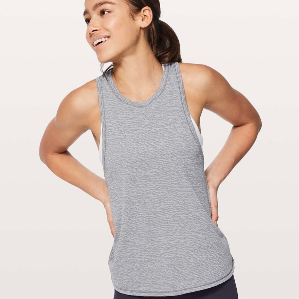 Lululemon Squad Goals Tank in Grey - size 6